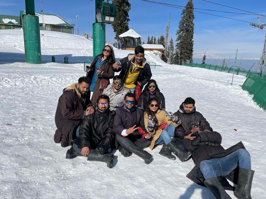 Kashmir tour package price guide